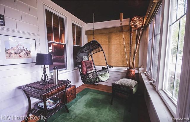 1208 Emmons Avenue, Birmingham, MI 48009