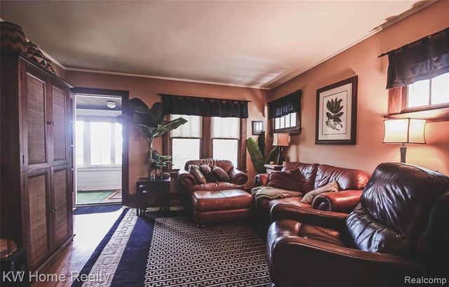 1208 Emmons Avenue, Birmingham, MI 48009