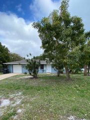1304 Kentucky Avenue, Fort Pierce, FL 34950