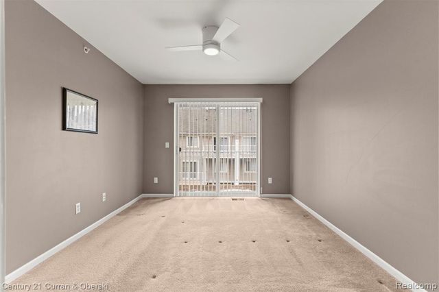 1095 Beaver Run, Troy, MI 48083