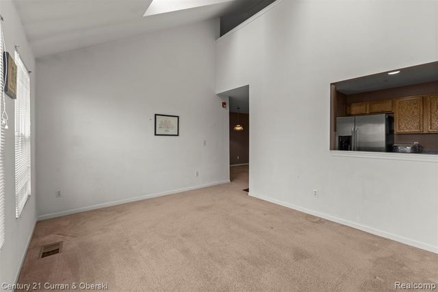 1095 Beaver Run, Troy, MI 48083