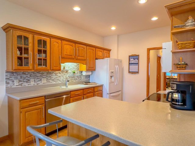 2396 Caribou LANE, Grafton, WI 53024