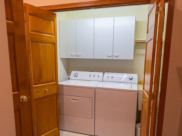 2396 Caribou LANE, Grafton, WI 53024