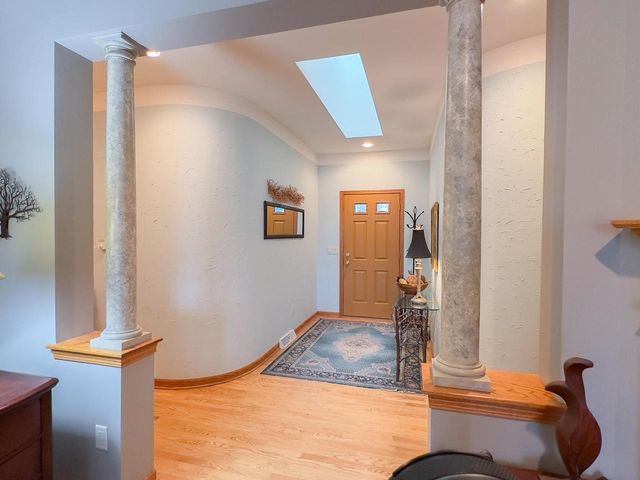 2396 Caribou LANE, Grafton, WI 53024