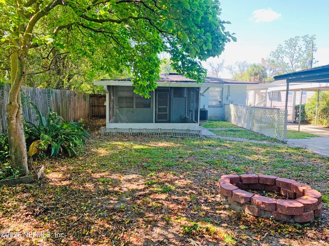 5133 PALMER Avenue, Jacksonville, FL 32210