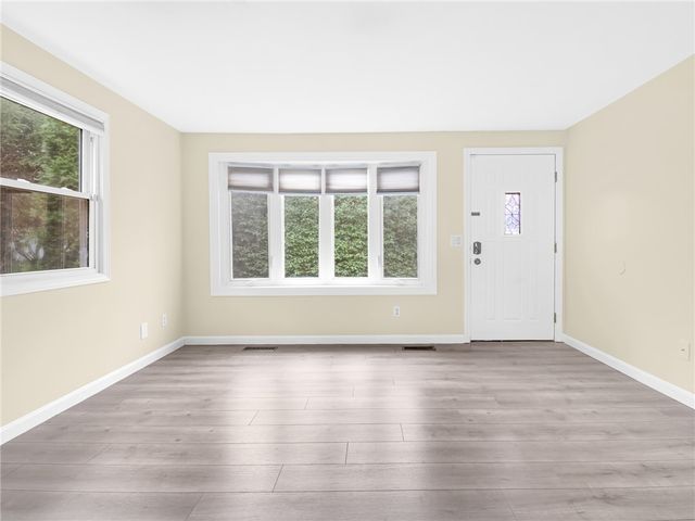 62 Beacon Street, Cranston, RI 02910