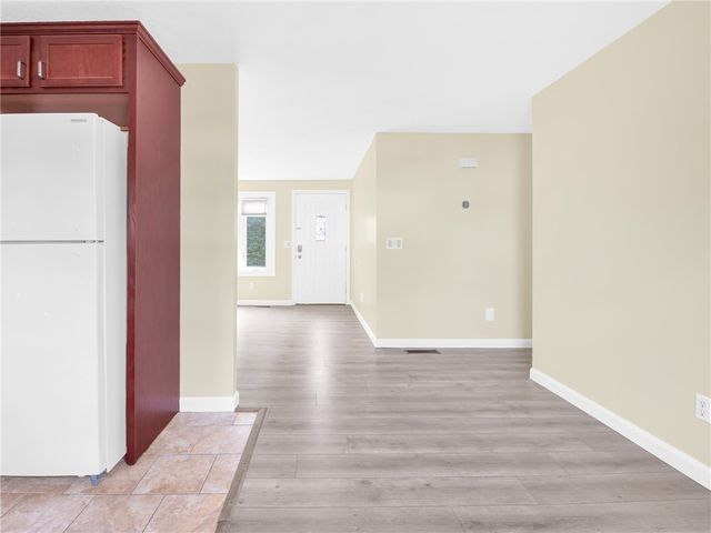 62 Beacon Street, Cranston, RI 02910