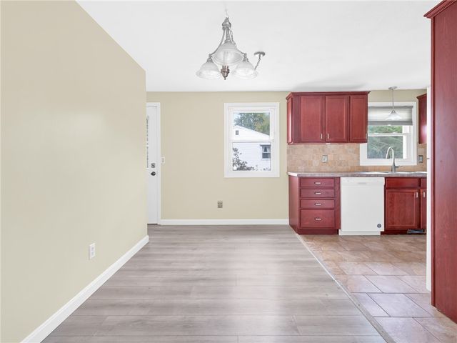 62 Beacon Street, Cranston, RI 02910