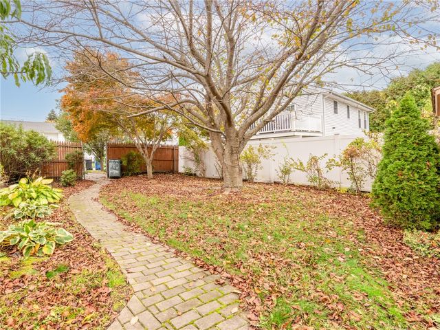 62 Beacon Street, Cranston, RI 02910