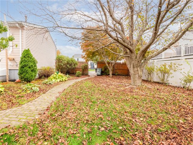 62 Beacon Street, Cranston, RI 02910