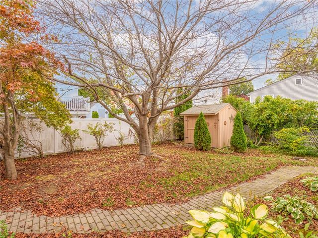62 Beacon Street, Cranston, RI 02910