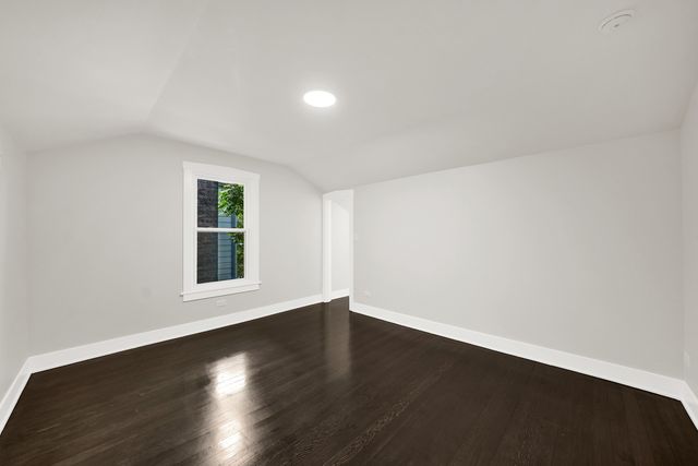 5626 N Miltimore Avenue, Chicago, IL 60646