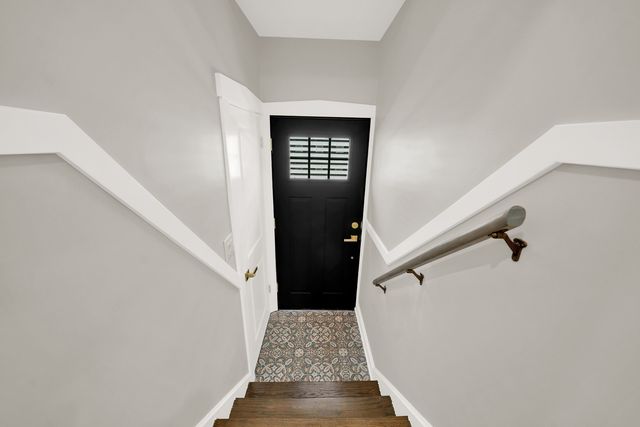 5626 N Miltimore Avenue, Chicago, IL 60646