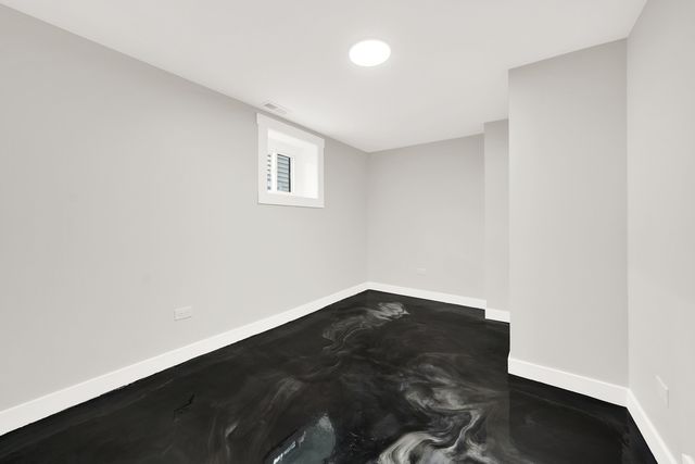 5626 N Miltimore Avenue, Chicago, IL 60646