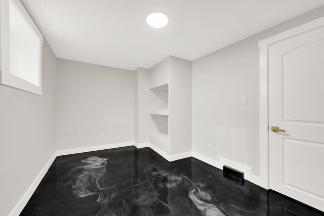5626 N Miltimore Avenue, Chicago, IL 60646