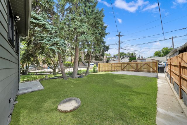5626 N Miltimore Avenue, Chicago, IL 60646