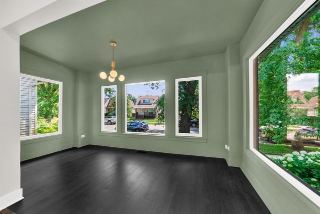 5626 N Miltimore Avenue, Chicago, IL 60646