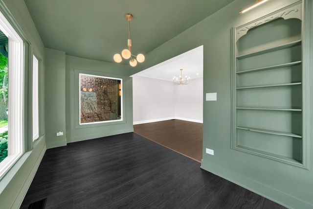 5626 N Miltimore Avenue, Chicago, IL 60646