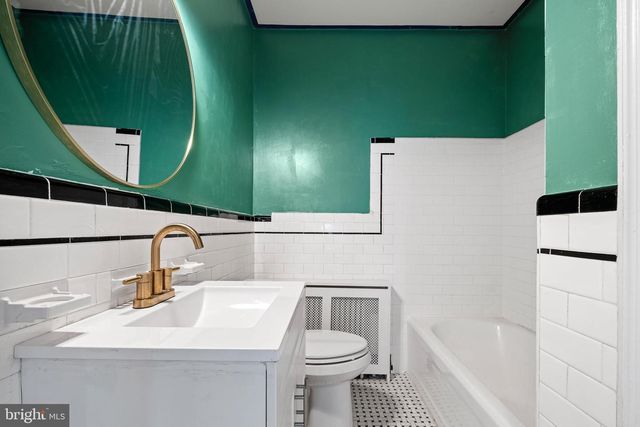 208 PHILADELPHIA PIKE, Wilmington, DE 19809