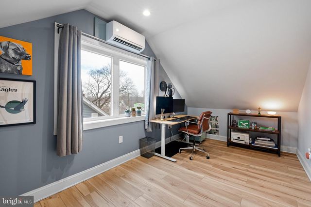 208 PHILADELPHIA PIKE, Wilmington, DE 19809