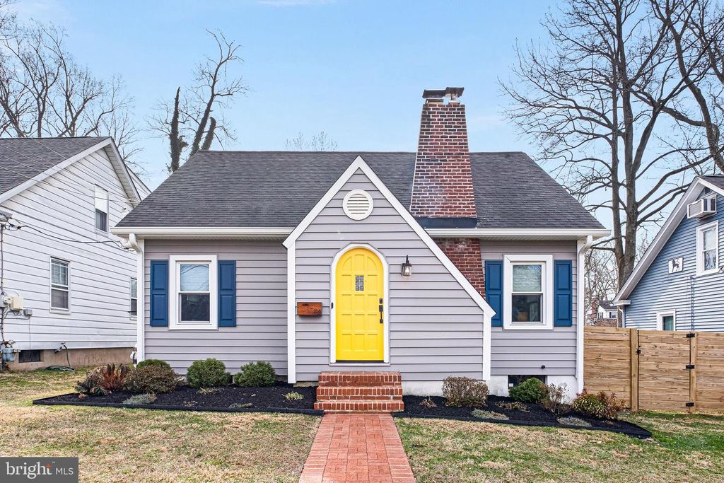 208 PHILADELPHIA PIKE, Wilmington, DE 19809