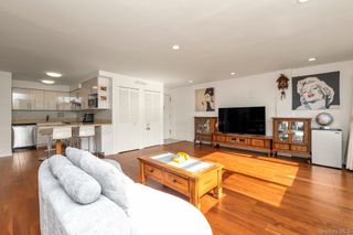 10-10 166 Street 6D, Beechhurst, NY 11357