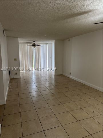 7760 NW 50th St 107, Lauderhill, FL 33351