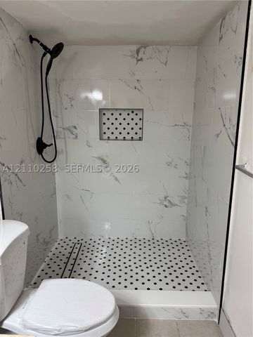 7760 NW 50th St 107, Lauderhill, FL 33351