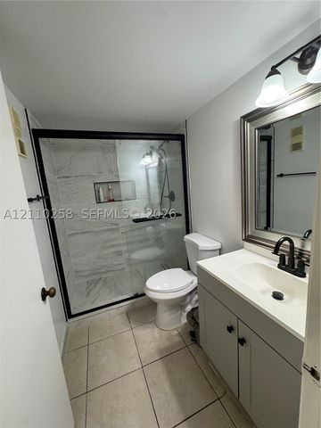 7760 NW 50th St 107, Lauderhill, FL 33351