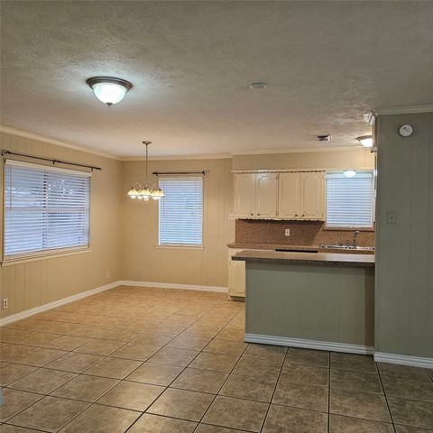 510 E Ovilla, Waxahachie, TX 75167