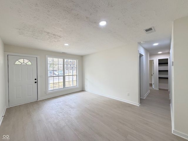 6415 Kellum Drive, Indianapolis, IN 46221