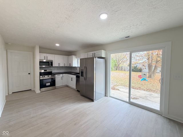 6415 Kellum Drive, Indianapolis, IN 46221