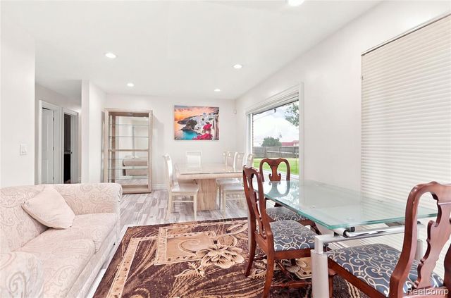 5353 18 Mile Road, Sterling Heights, MI 48314