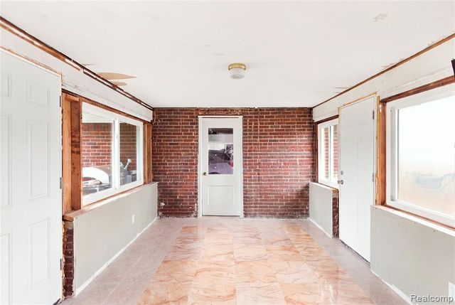 5353 18 Mile Road, Sterling Heights, MI 48314