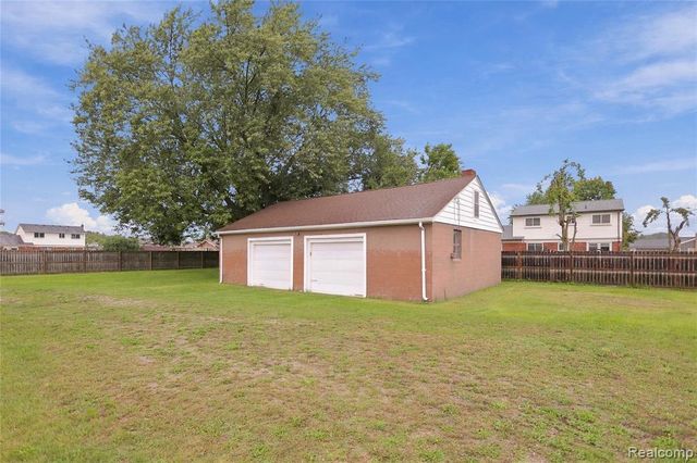 5353 18 Mile Road, Sterling Heights, MI 48314