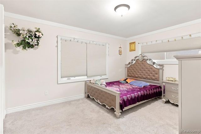 5353 18 Mile Road, Sterling Heights, MI 48314