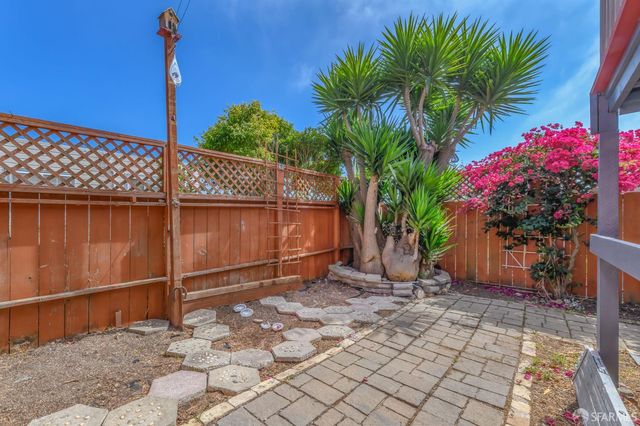 109 Banks Street, San Francisco, CA 94110