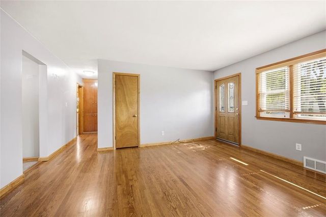 4816 Goodman Street, Shawnee, KS 66203