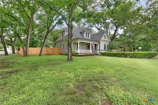 508 S Walnut Street, Lampasas, TX 76550