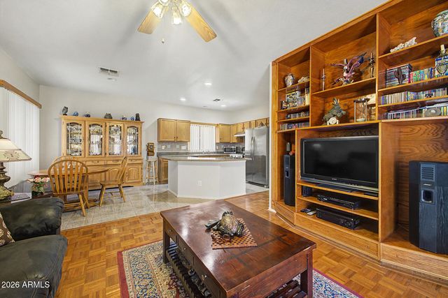 2859 E CATHY Drive, Gilbert, AZ 85296