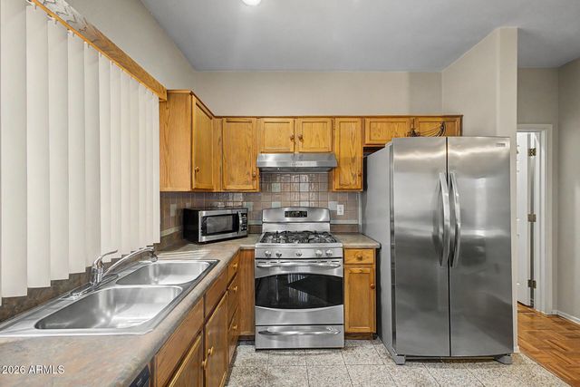 2859 E CATHY Drive, Gilbert, AZ 85296