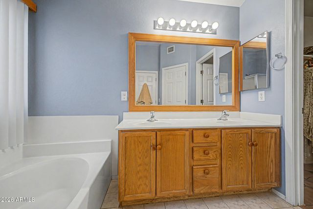 2859 E CATHY Drive, Gilbert, AZ 85296