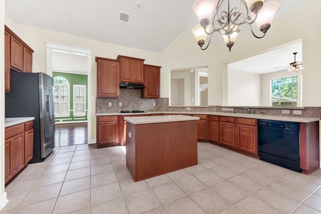 630 Candlewood Trail, Murphy, TX 75094