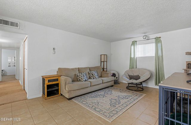 9160 MOUNT ETNA Drive, El Paso, TX 79924