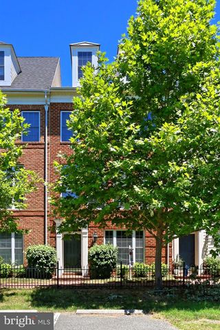 478 FERDINAND DAY DR, Alexandria, VA 22304