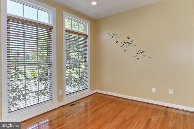 478 FERDINAND DAY DR, Alexandria, VA 22304