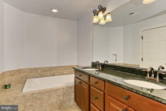 478 FERDINAND DAY DR, Alexandria, VA 22304