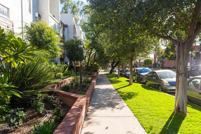 360 S Euclid Avenue 126, Pasadena, CA 91101