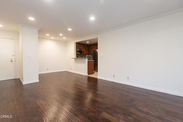 360 S Euclid Avenue 126, Pasadena, CA 91101