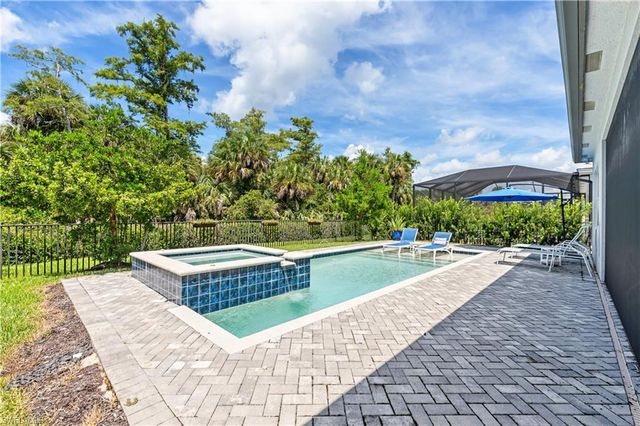 12303 Bonnet DR, Naples, FL 34120